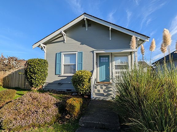 3rd image of 2423 Highland Ave #1