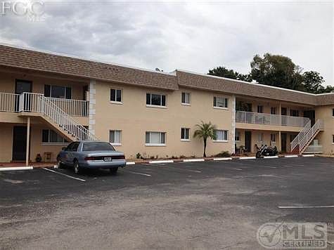 2nd image of 2135 Virginia Ave APT 17
