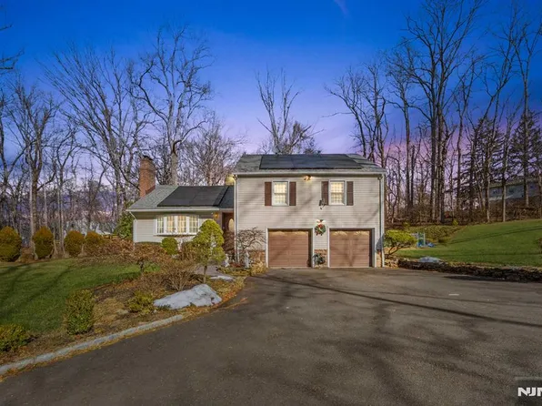 224 Us Highway 206 N, Chester, NJ 07930