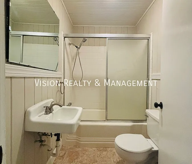 538 Old Airport Rd — Photo 9