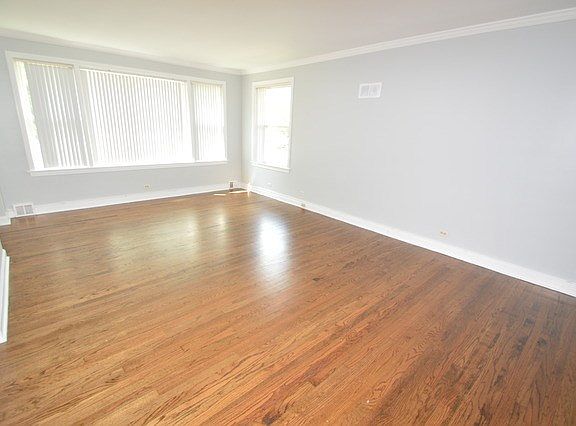 2nd image of 10300 Bond St