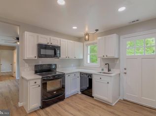 1816 Maple Ln, Accokeek, MD 20607