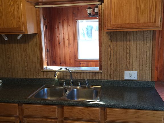 8733- Kitchen-2_01222016