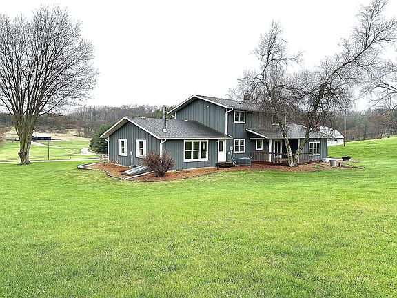 5th image of 26762 Meadowlark Ln