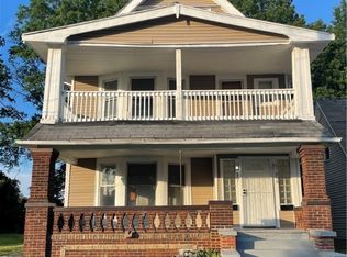 957 Parkway Rd, Cleveland, OH 44108