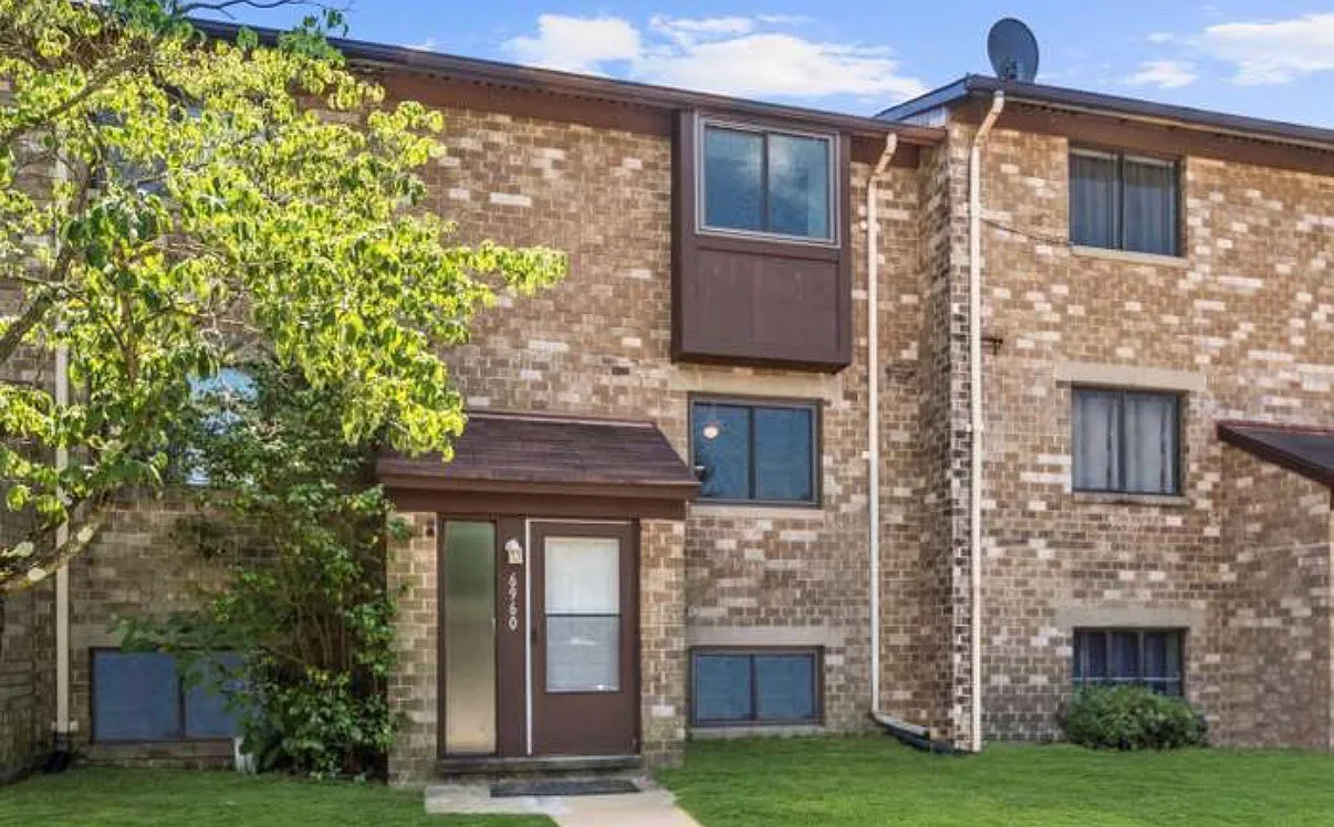 4 bed, 1868 sqft, $3,000 — Photo 1