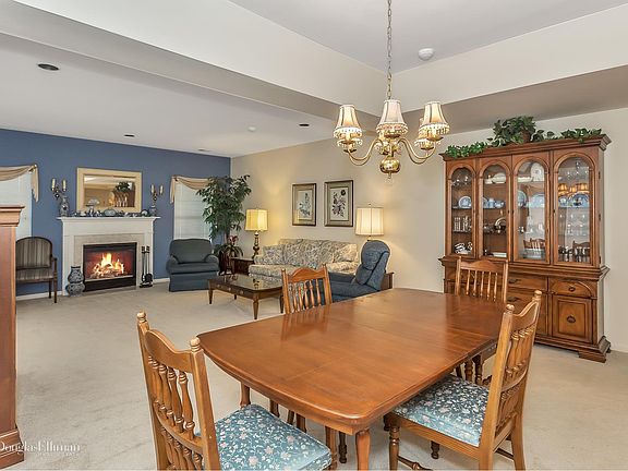 4th image of 524 Highland Ct
