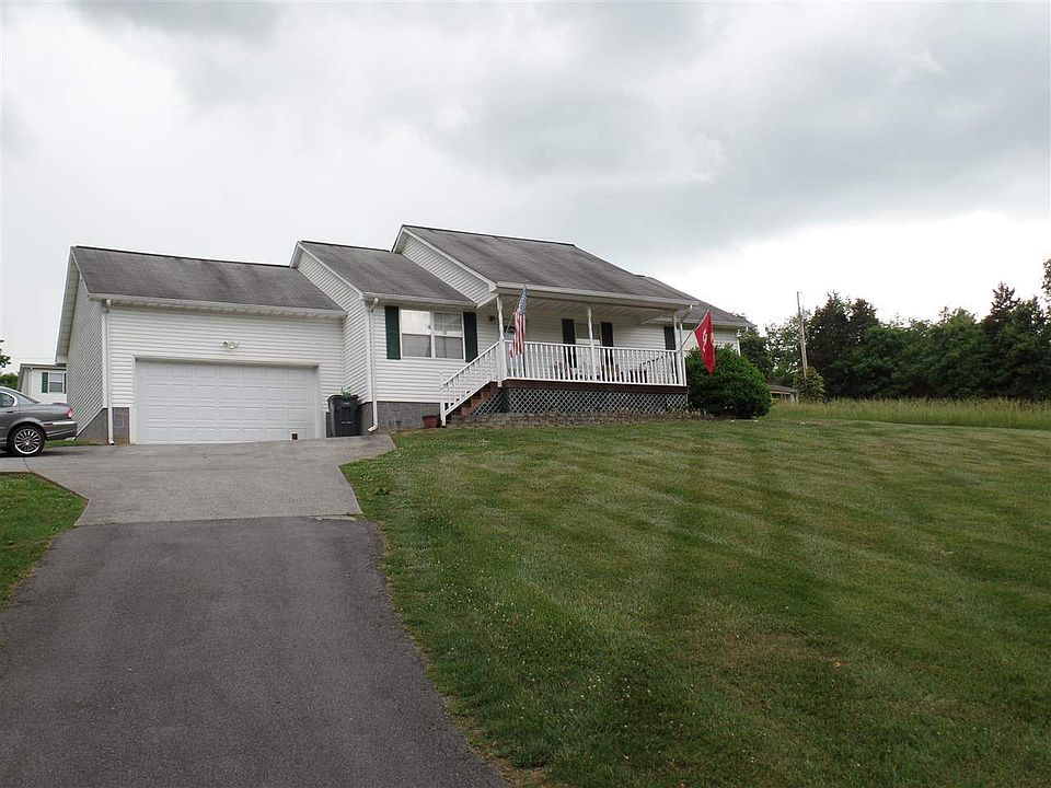 1st image of 2731 Cherokee Dr