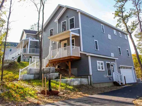 Luxury rental apartments close to UVM Medical Center and college campuses, 376 Colchester Ave #A, Burlington, VT 05401