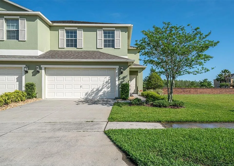 3272 Rodrick Cir