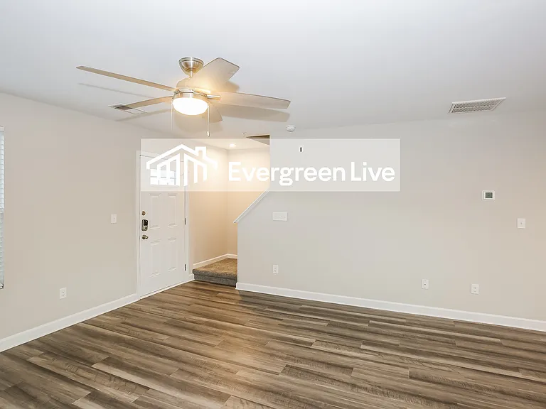 2450 Willow Pond Ln SE — Photo 6