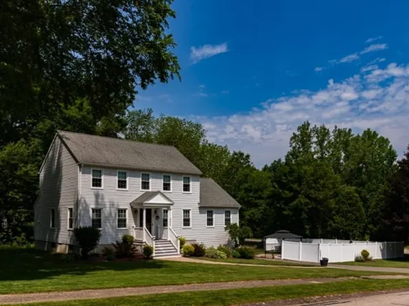 14 Lea Ave, Northbridge, MA 01534