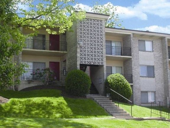 Exterior 3