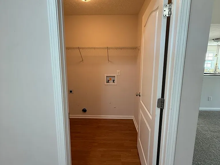 2513 Hunting Bow Dr — Photo 7
