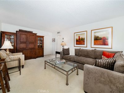 5403 Newcastle Ave APT 10, Encino, CA, 91316