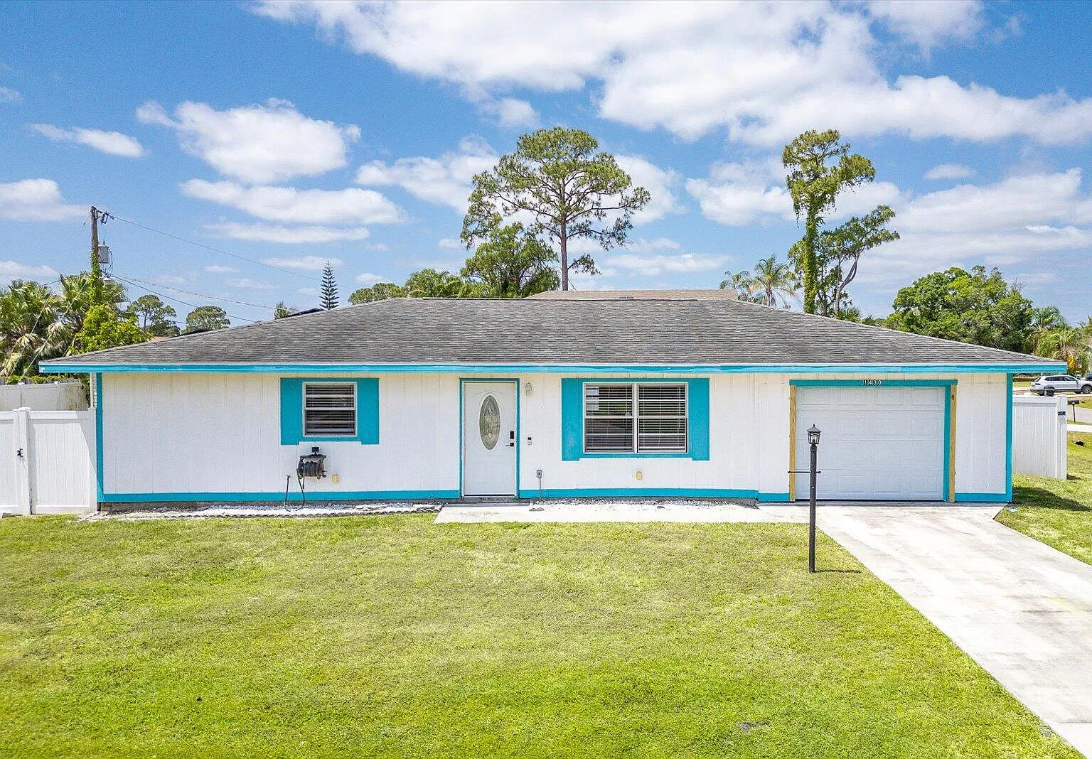 2 bed, 2.0 bath, 1118 sqft, $2,100 — Photo 1
