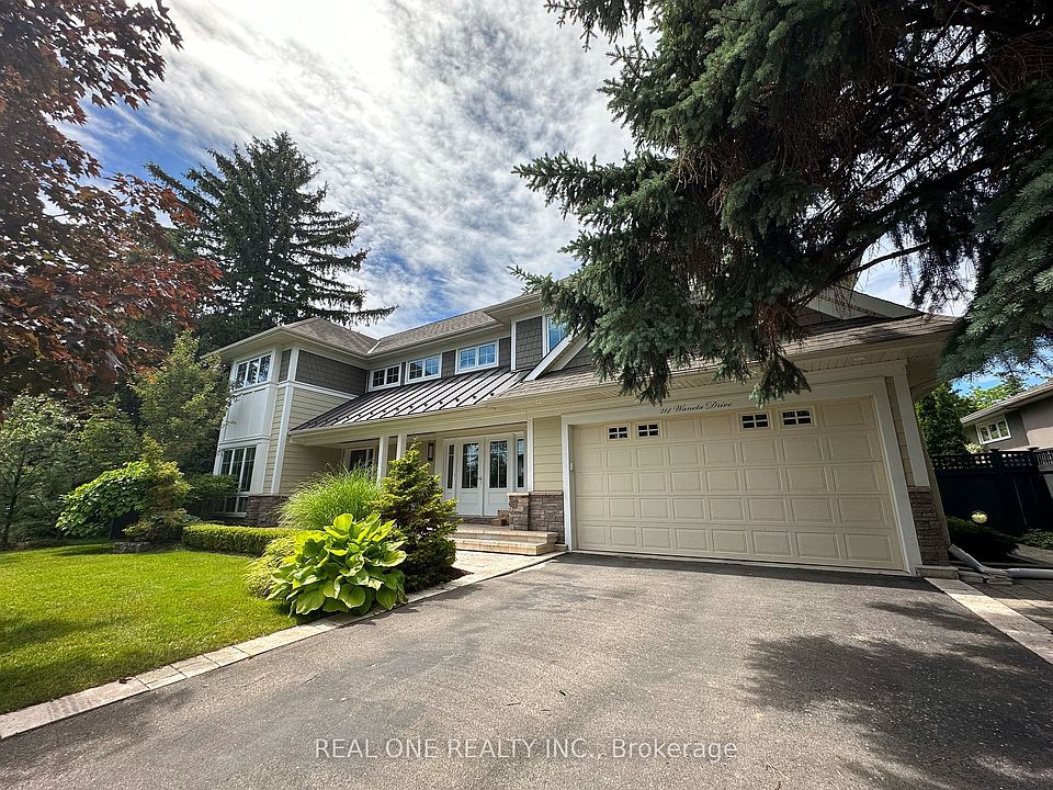 1st image of 214 Waneta Dr