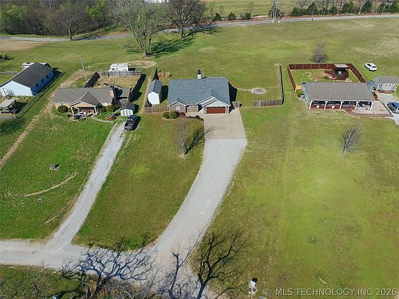 4th image of 31948 Dogwood Cir