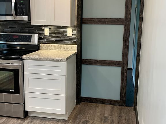 4th image of 1317 W Lynnwood Cir