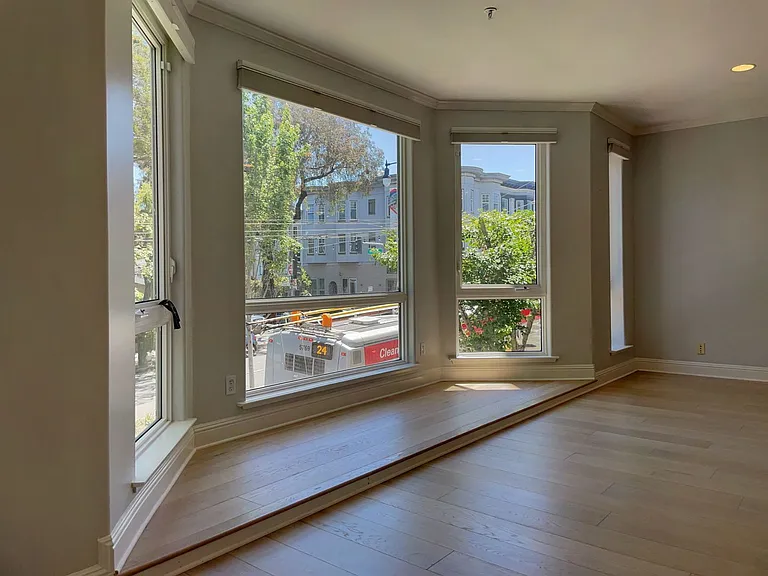 1115 Divisadero St #1 — Photo 4
