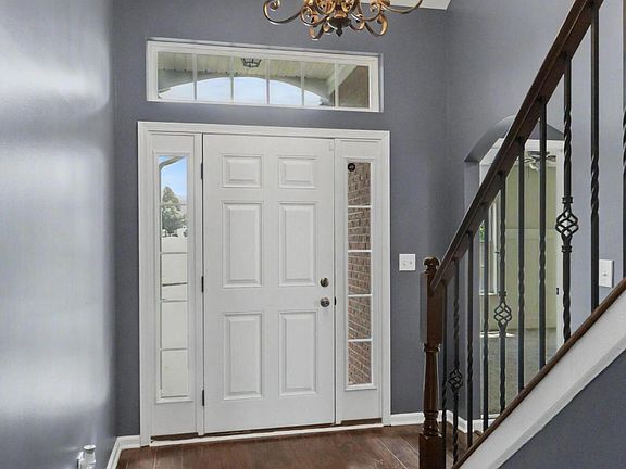 3rd image of 309 Rockcrest View Ct