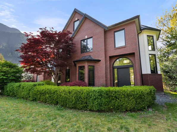 21029 Anson Pl, Hope, BC V0X 1L1