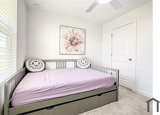 1055 Plantation Ln — Photo 7