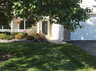 322 Timberlake Dr E, Holland, MI 49424