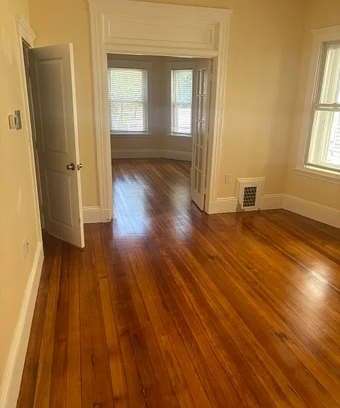 901 Saratoga St #1 — Photo 9