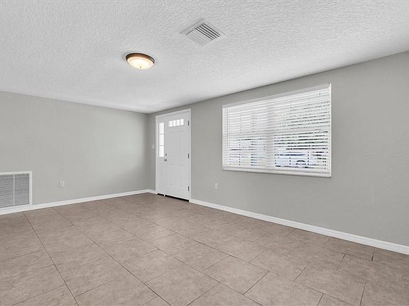 4th image of 7037 Green St