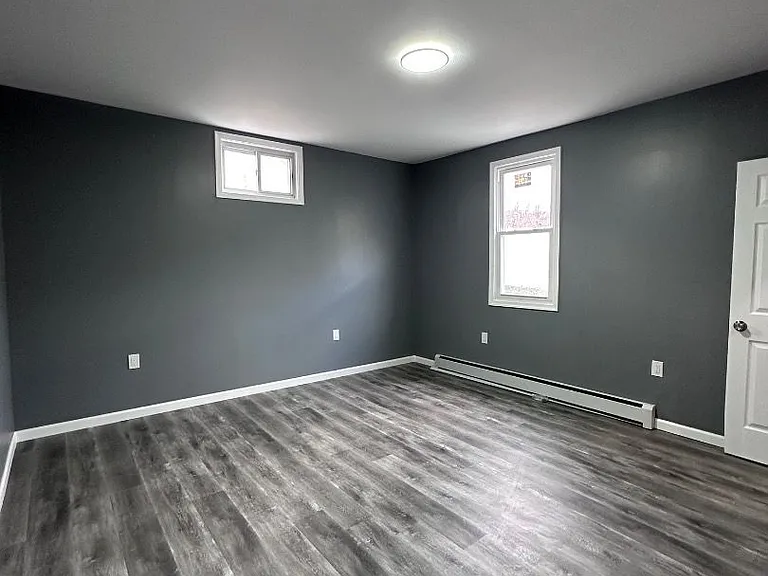 153 Vine St #1 — Photo 8