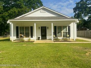 1082 E Railroad Ave, Wesson, MS 39191