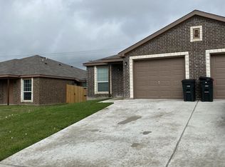 911 Lasso Dr, Killeen, TX 76543