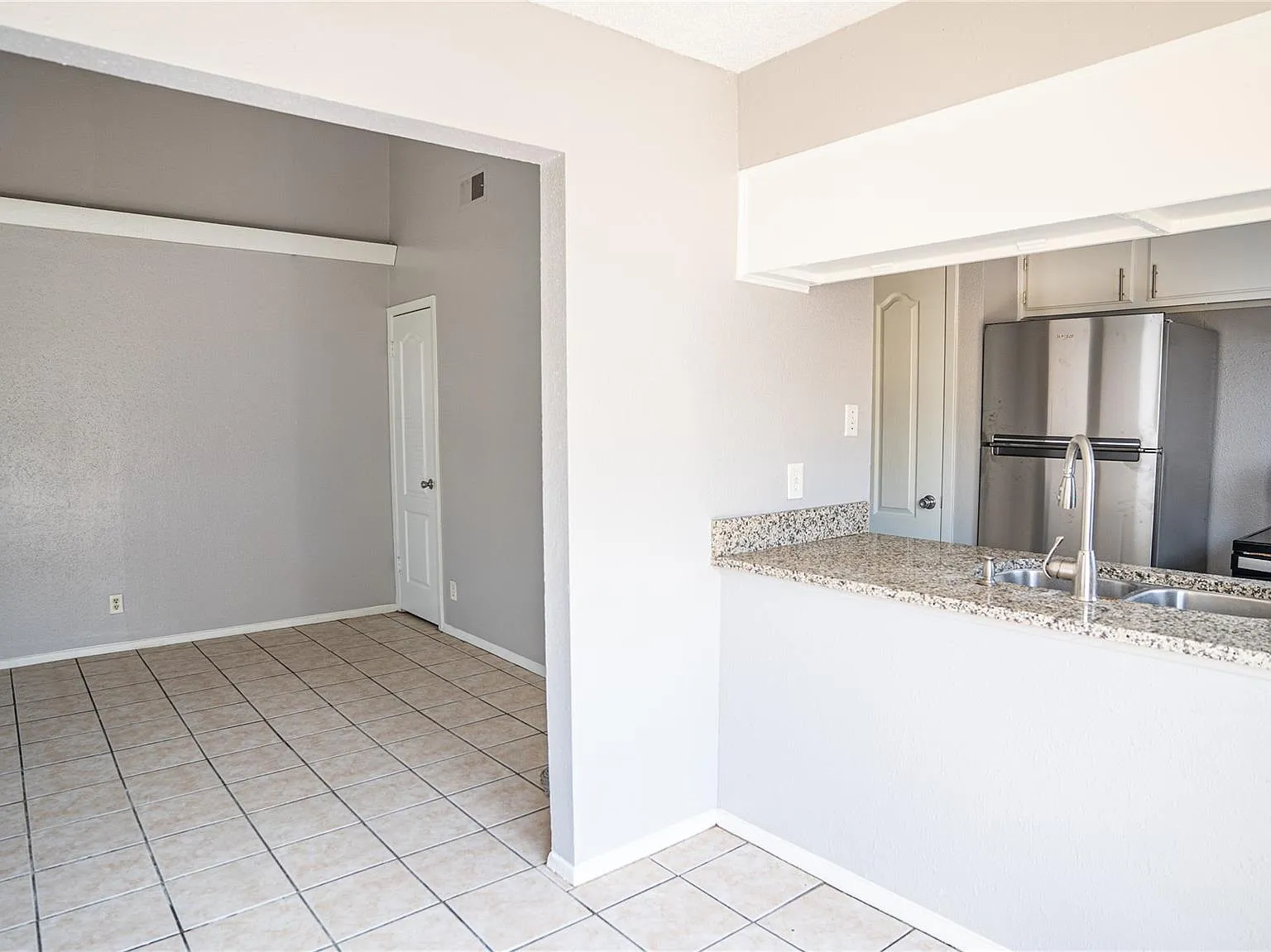 1 bed, 1.0 bath, 578 sqft, $995 — Photo 4