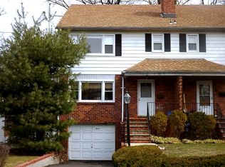 15 Brookside Ave, Pelham, NY 10803