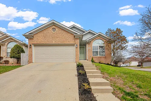 2901 Trailwood Ln Photo 1