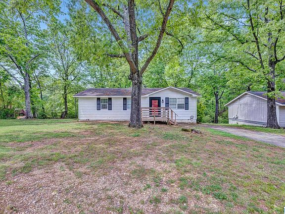 2nd image of 5686 Desoto Dr