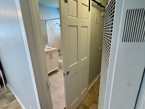 5th image of 581 3rd Ave #585.5