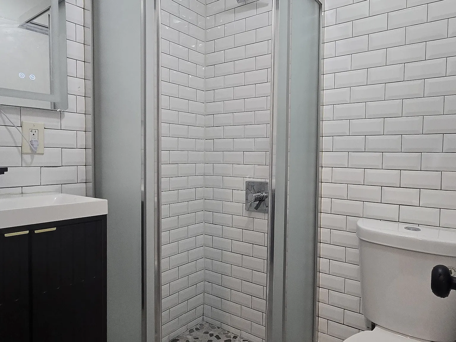 Studio, $1,300 — Photo 4