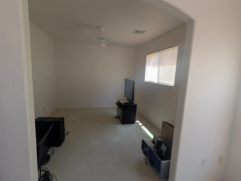 32890 N Cherry Creek Rd — Photo 8