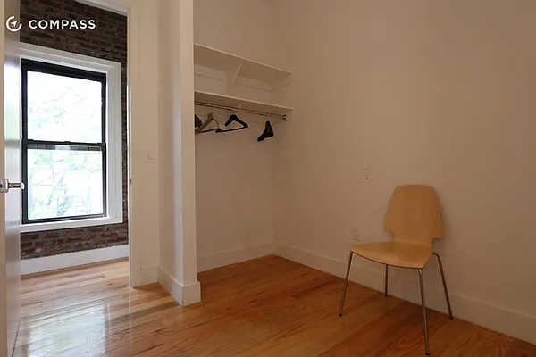 Rented by Compass | media 28