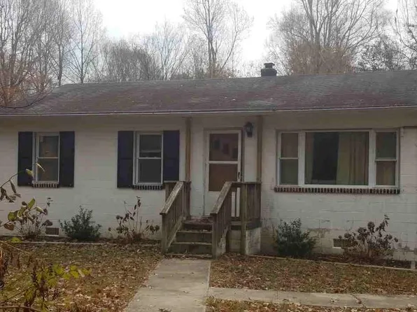 17350 New Baltimore Rd, Milford, VA 22514