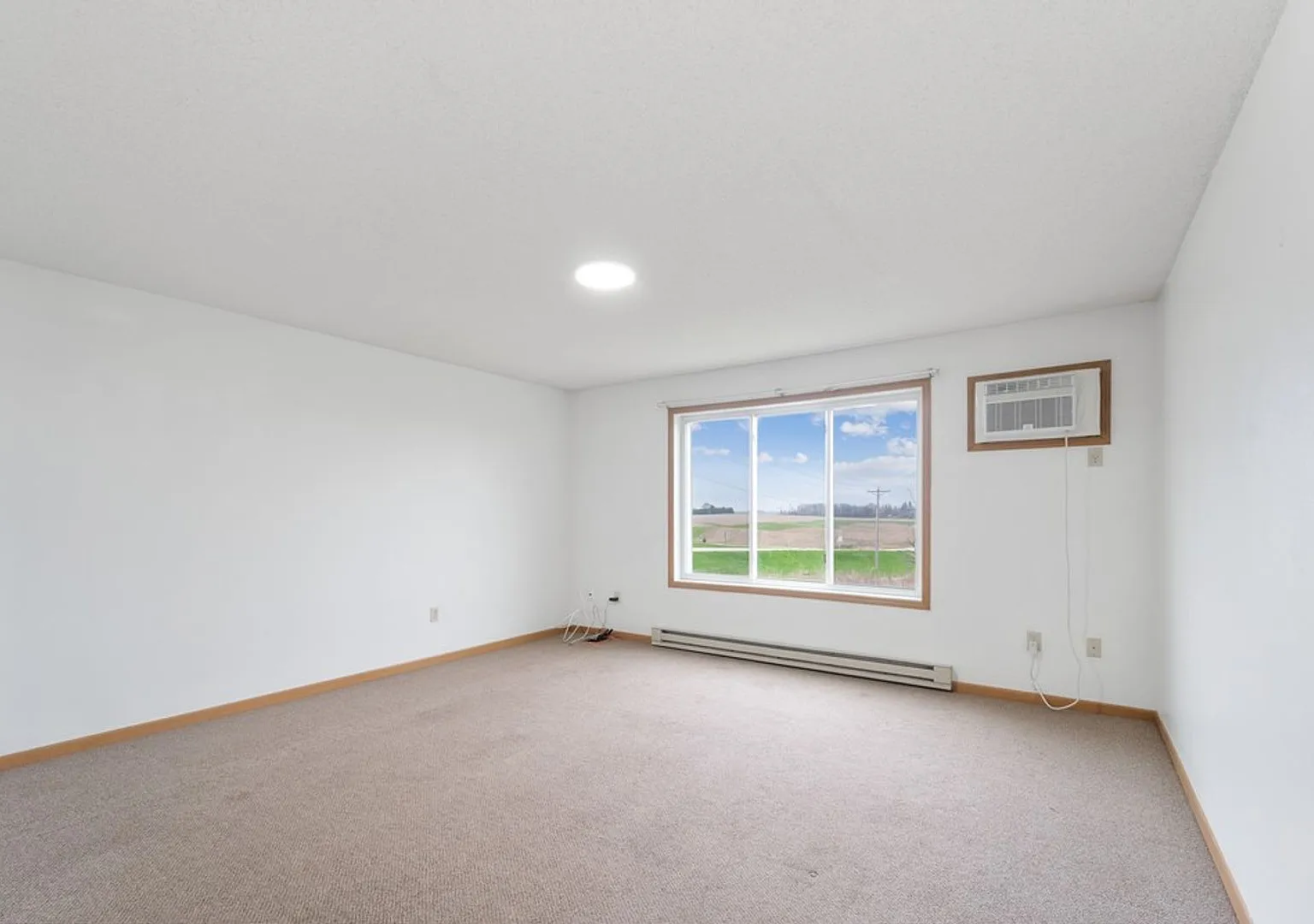 Wild Grove Apartments - College View — Photo 3