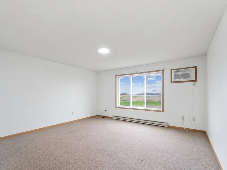 Wild Grove Apartments - College View — Photo 8