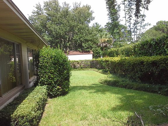 3rd image of 3958 San Bernado Dr