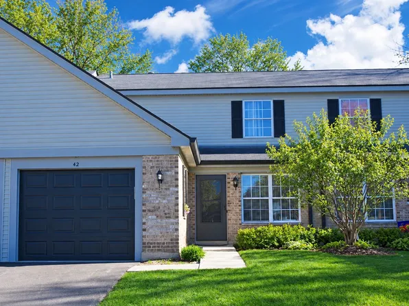 42 Linden Ct #2, Cary, IL 60013