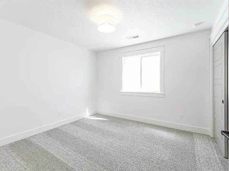 2203 E Hidcote St — Photo 11