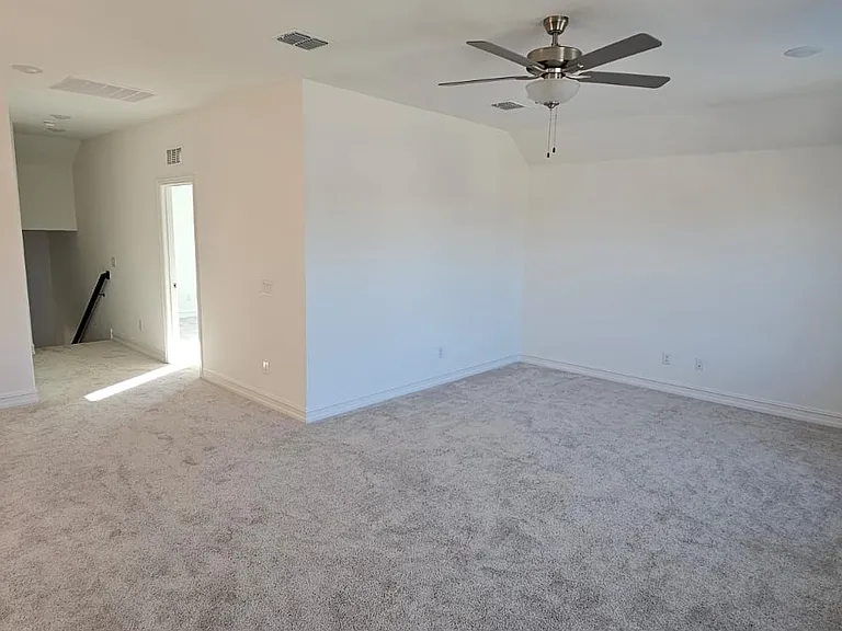 309 Breeds Hill Rd — Photo 14