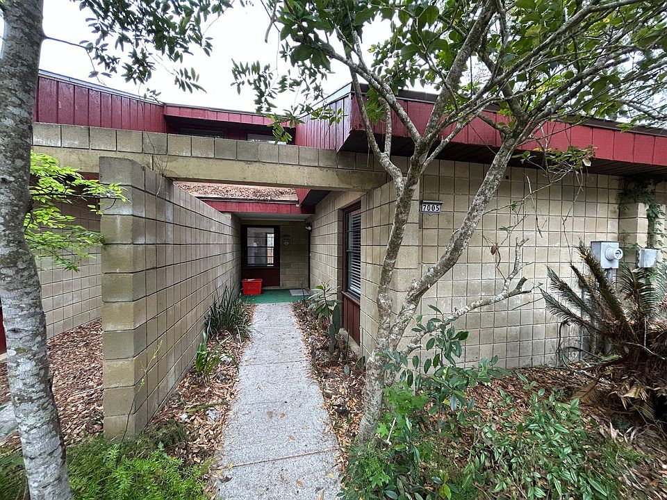 1st image of 7005 SW 46th Ave