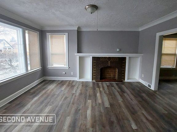 2nd image of 8312 S Aberdeen St